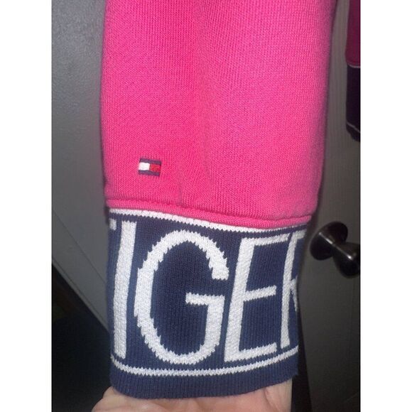 Tommy Hilfiger Pink Logo Cre Neck Sweatshirt Size Large - Picture 9 of 16